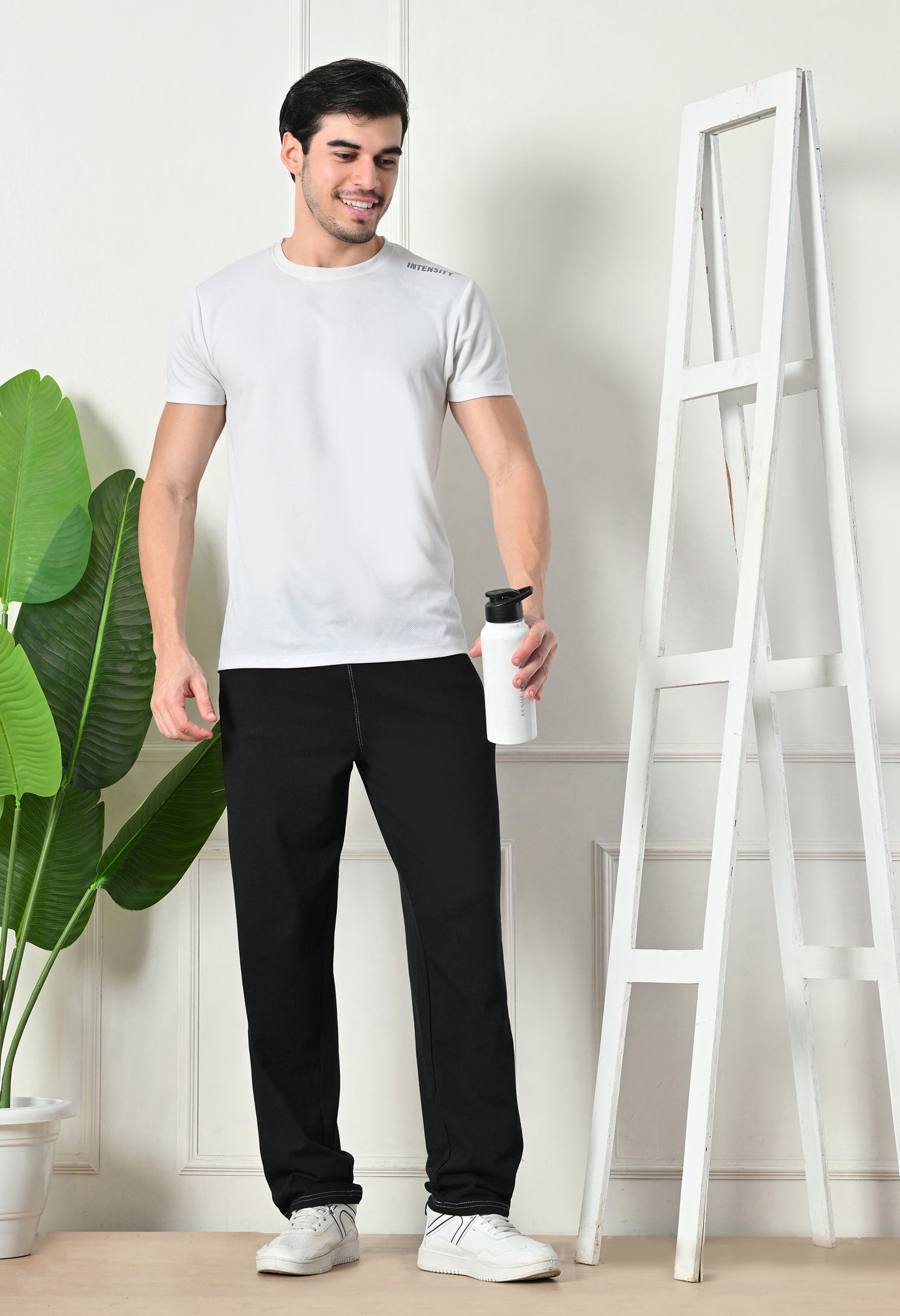 Black Men’s Knitted Tapered Jogger Pants – Mid-Rise Drawstring Athleisure Wear