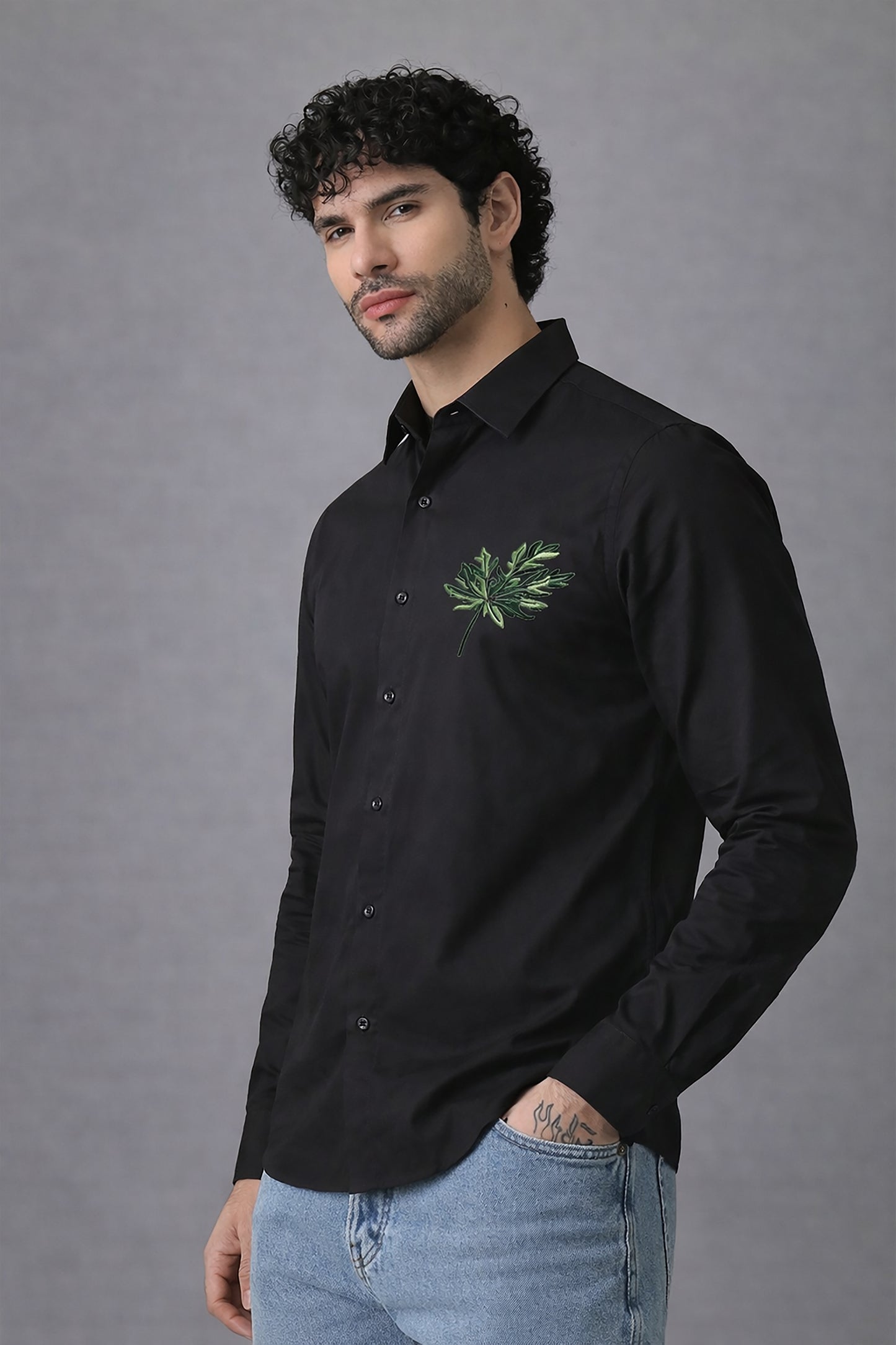 Black Men's Graphic Printed Cotton Poplin Regular Fit Full Sleeve Formal Shirts