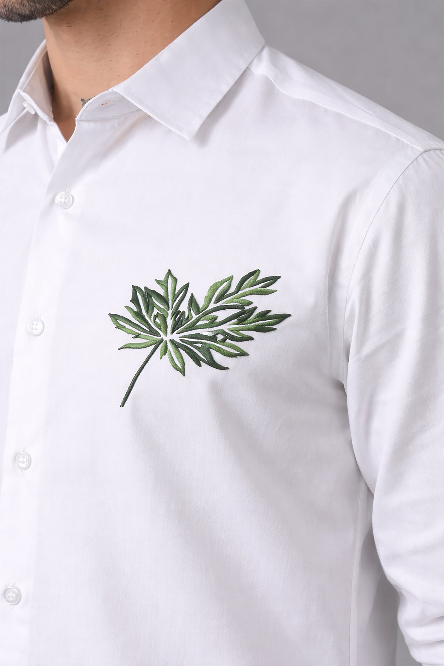 White Men's Graphic Printed Cotton Poplin Regular Fit Full Sleeve Formal Shirts