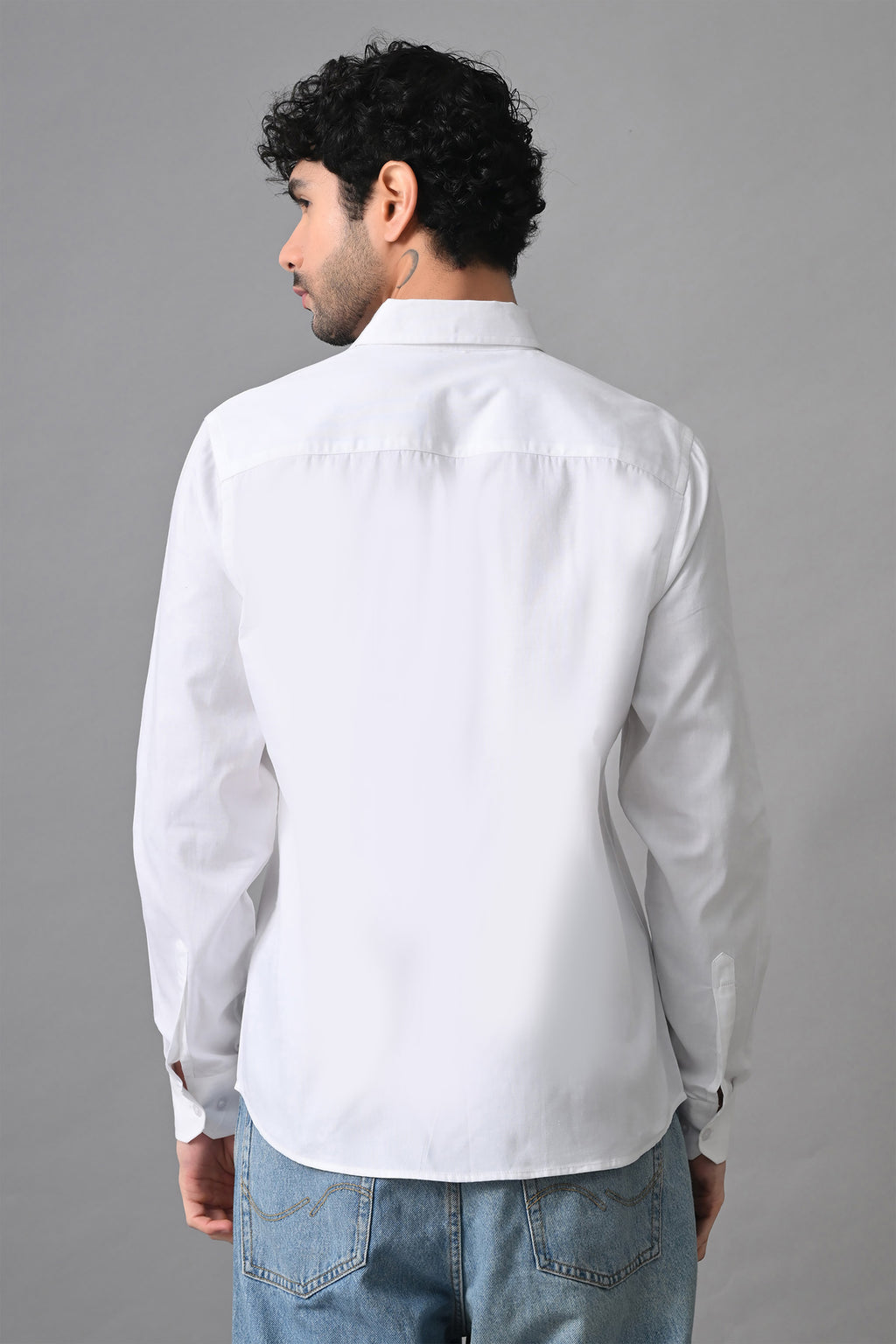 White Men's Graphic Printed Cotton Poplin Regular Fit Full Sleeve Formal Shirts