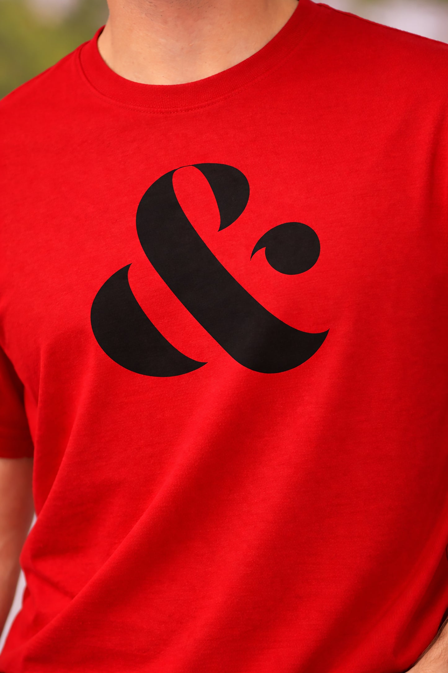 Red Men’s Graphic Print T-Shirt – Regular Fit Casual Wear