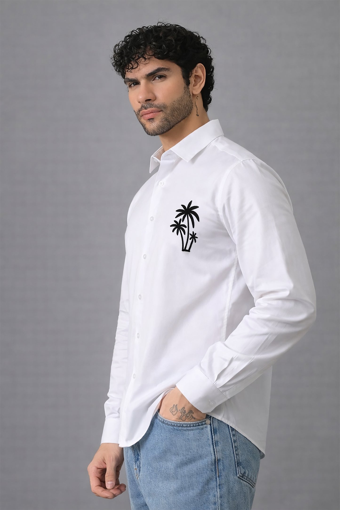 White Men's Graphic Printed Cotton Poplin Regular Fit Full Sleeve Formal Shirts