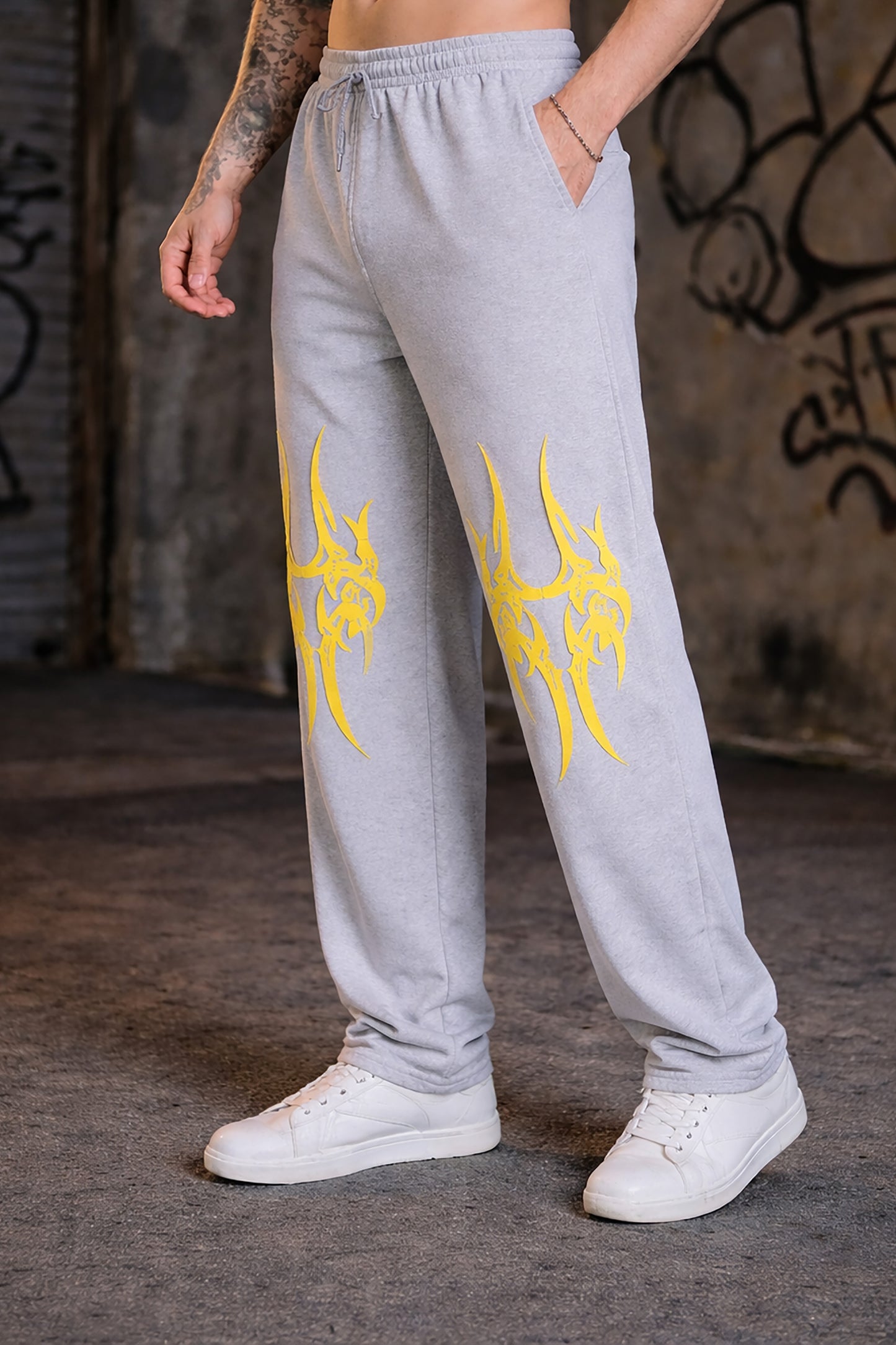 Grey Men’s Graphic Printed Joggers – Regular Fit Streetwear Casual Wear