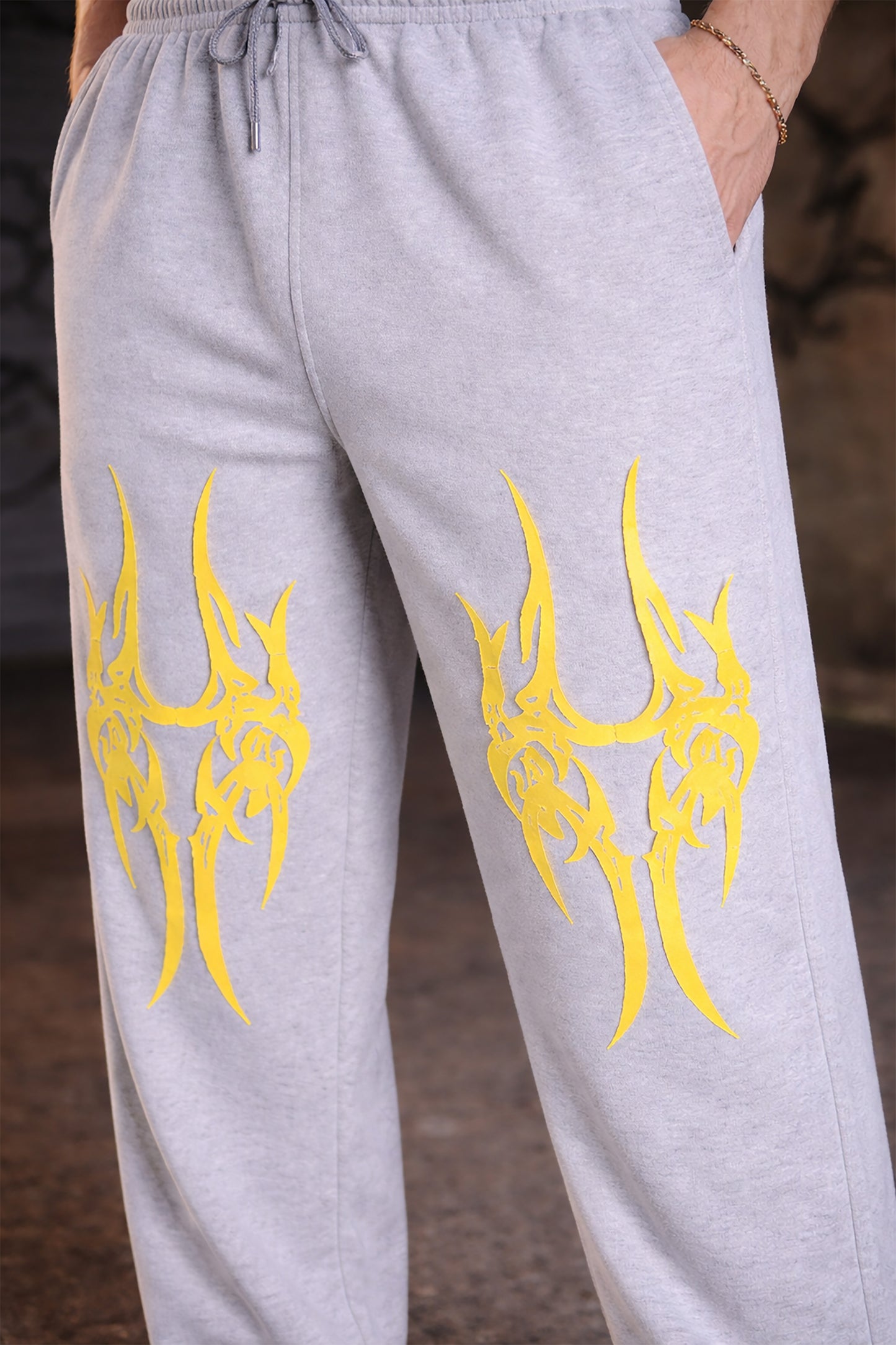 Grey Men’s Graphic Printed Joggers – Regular Fit Streetwear Casual Wear