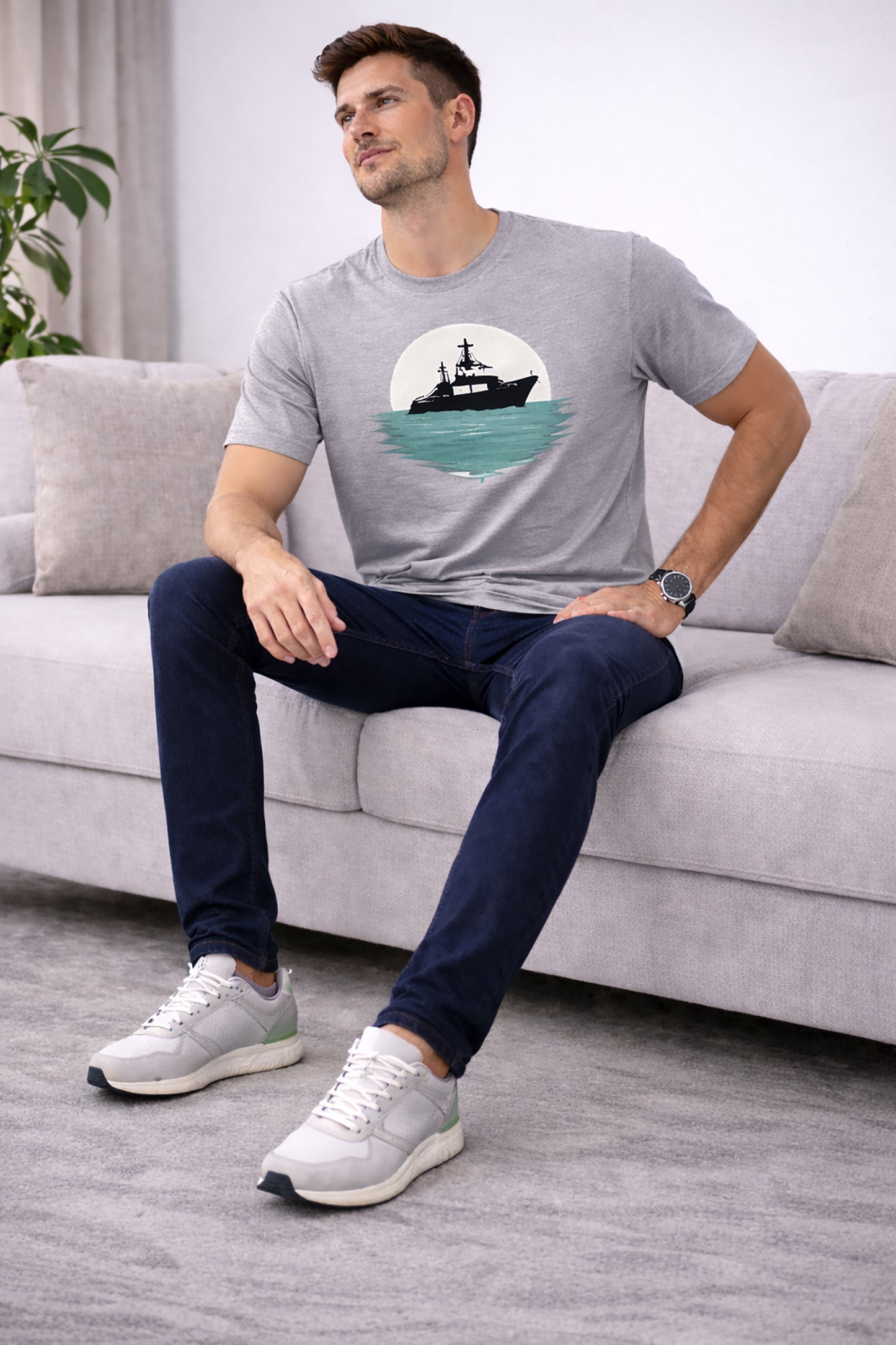 Grey Men’s Graphic Print T-Shirt – Regular Fit Casual Wear