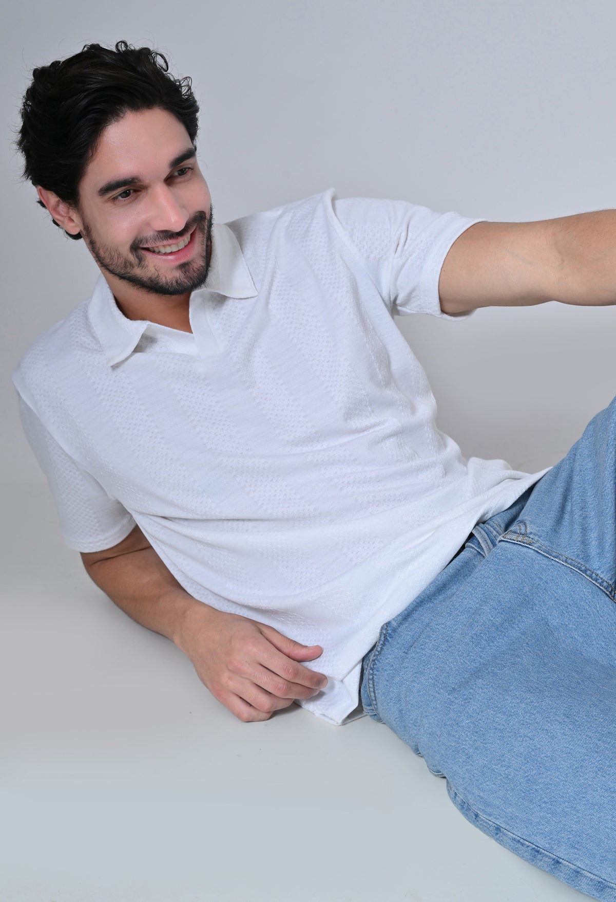 White Men’s Cotton Solid Polo T-Shirt – Regular Fit Minimal Casual Wear Main image
