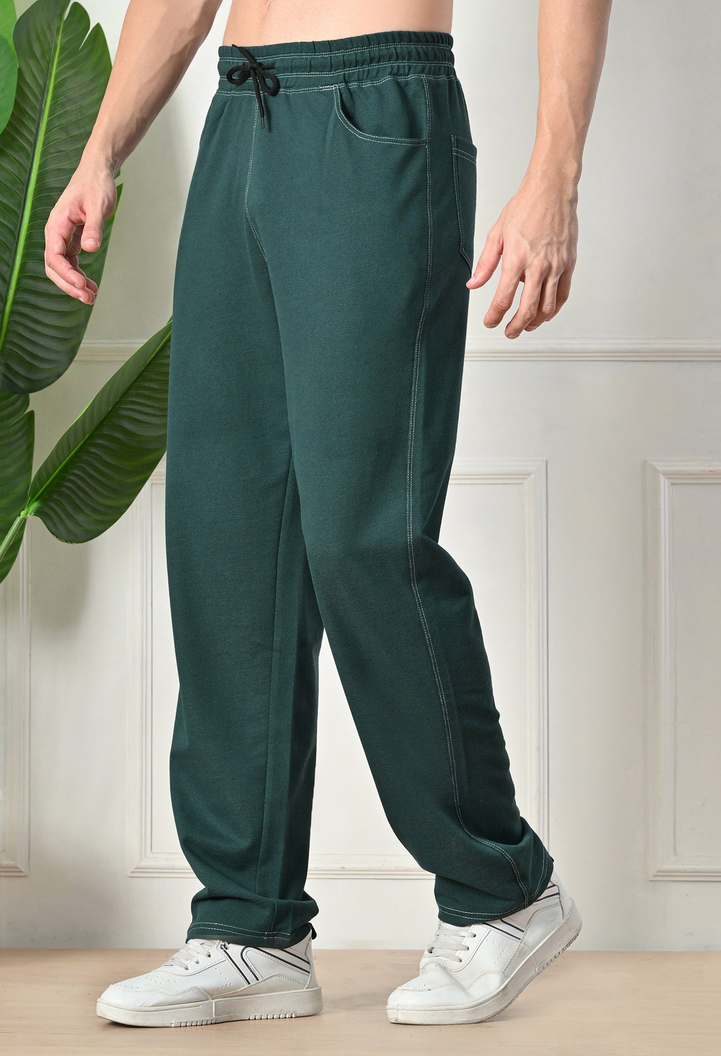 Dark Green Men’s Knitted Tapered Jogger Pants – Mid-Rise Drawstring Athleisure Wear