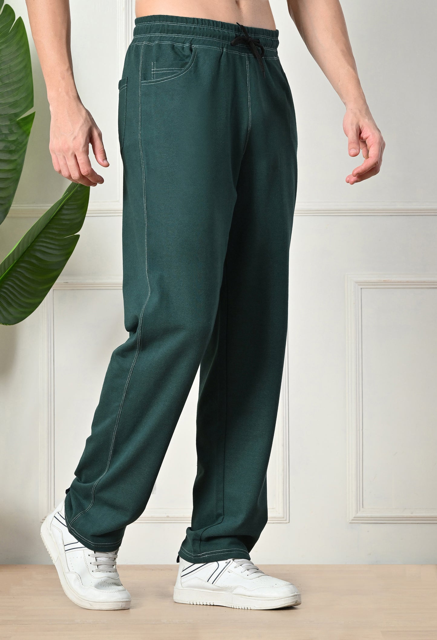 Dark Green Men’s Knitted Tapered Jogger Pants – Mid-Rise Drawstring Athleisure Wear