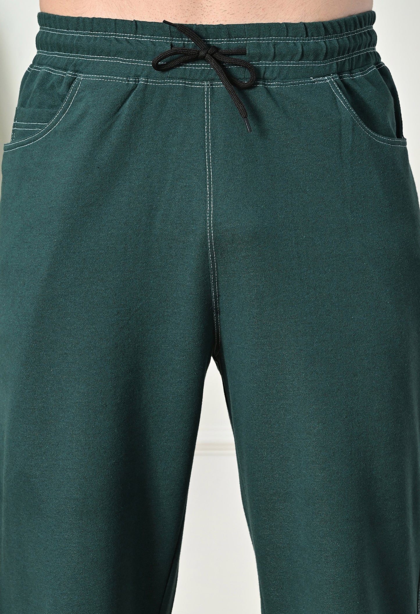 Dark Green Men’s Knitted Tapered Jogger Pants – Mid-Rise Drawstring Athleisure Wear