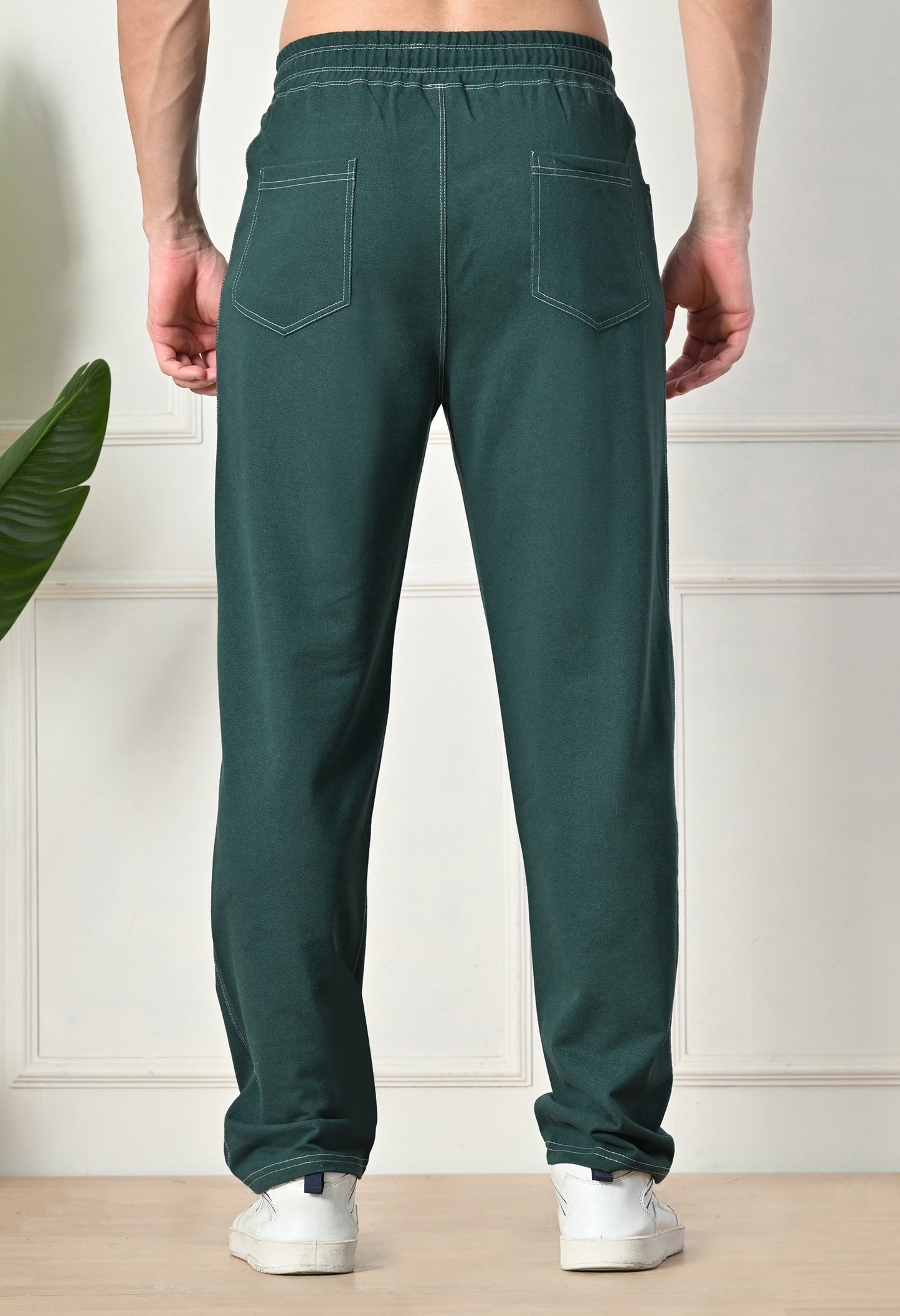 Dark Green Men’s Knitted Tapered Jogger Pants – Mid-Rise Drawstring Athleisure Wear