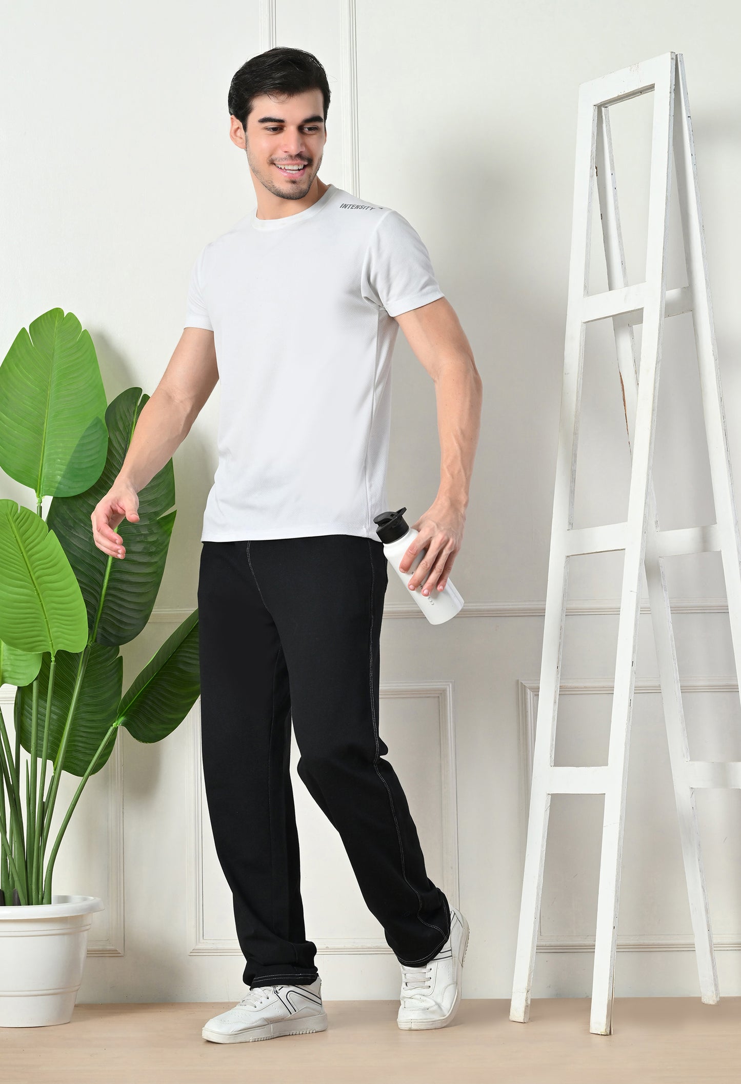 Black Men’s Knitted Tapered Jogger Pants – Mid-Rise Drawstring Athleisure Wear