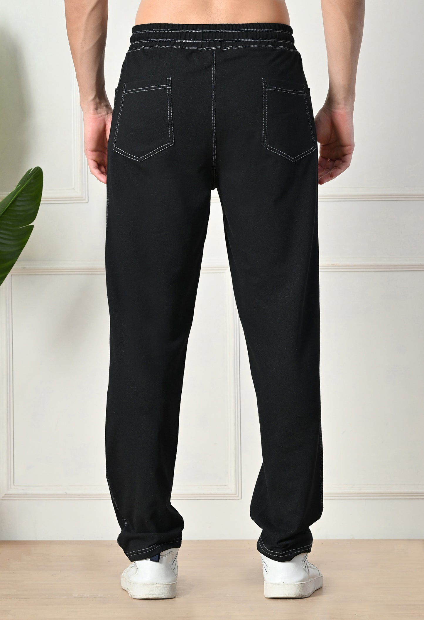 Black Men’s Knitted Tapered Jogger Pants – Mid-Rise Drawstring Athleisure Wear