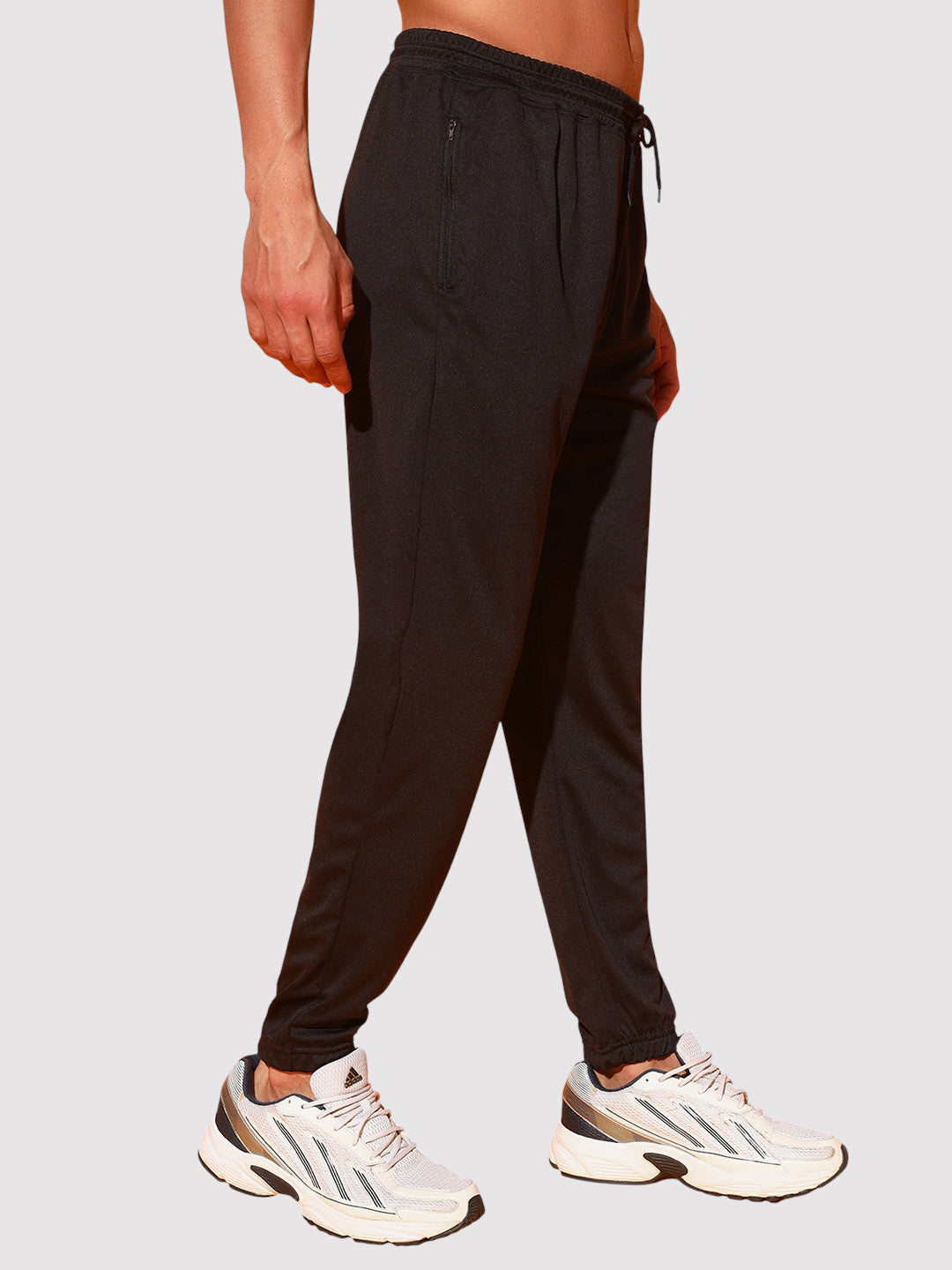 Black Men’s Knitted Tapered Jogger Pants – Mid-Rise Drawstring Athleisure Wear