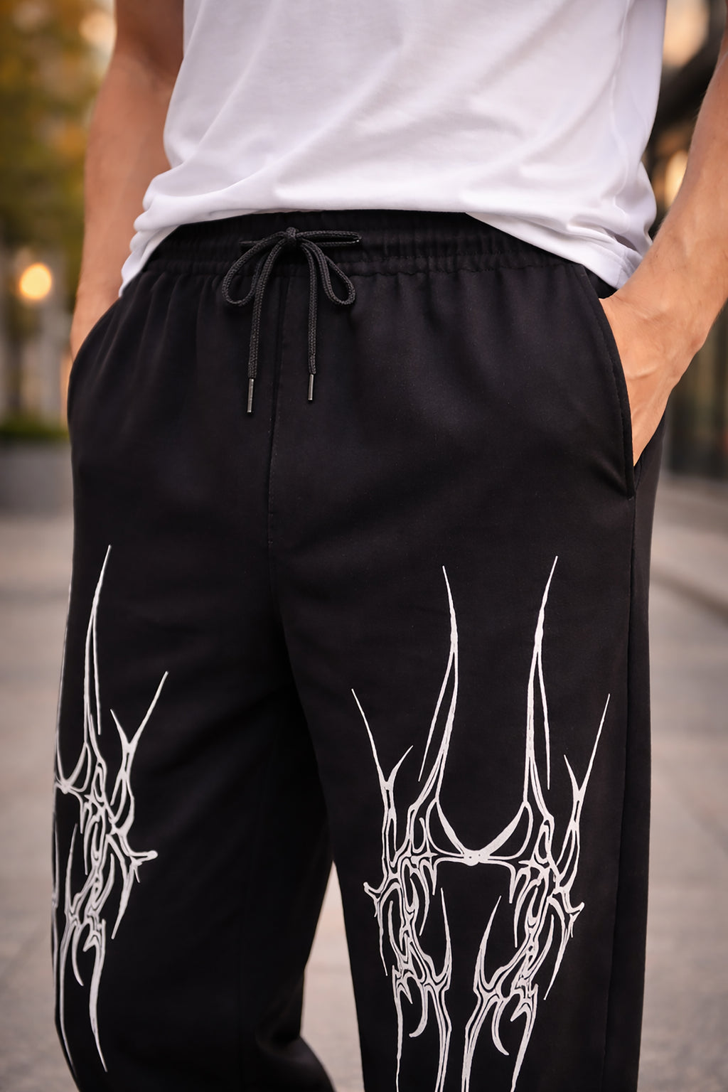 Black Men’s Graphic Printed Joggers – Regular Fit Streetwear Casual Wear