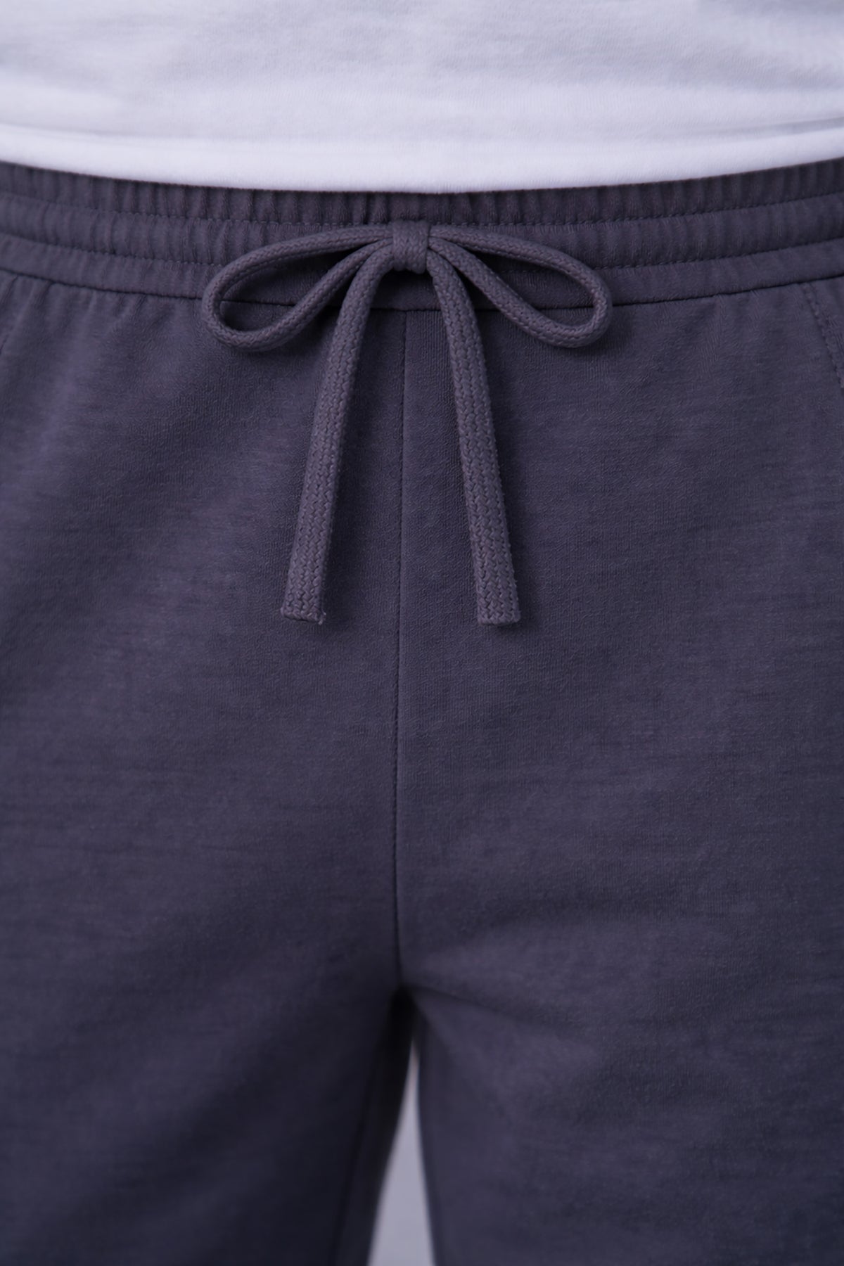 Men's Solid Polyester Regular Fit Track Pants